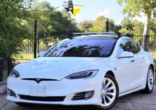 2016 Tesla Model S  AWD photo