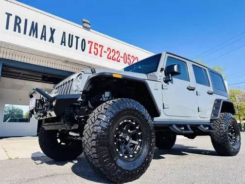 2015 Jeep Wrangler Unlimited Sahara 4WD photo