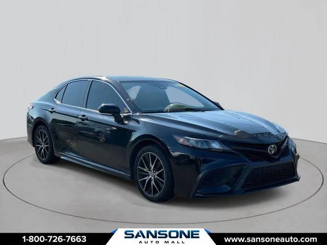 2022 Toyota Camry SE FWD photo