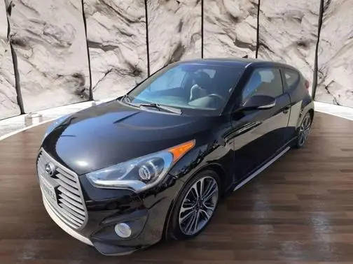 2016 Hyundai Veloster Turbo FWD photo