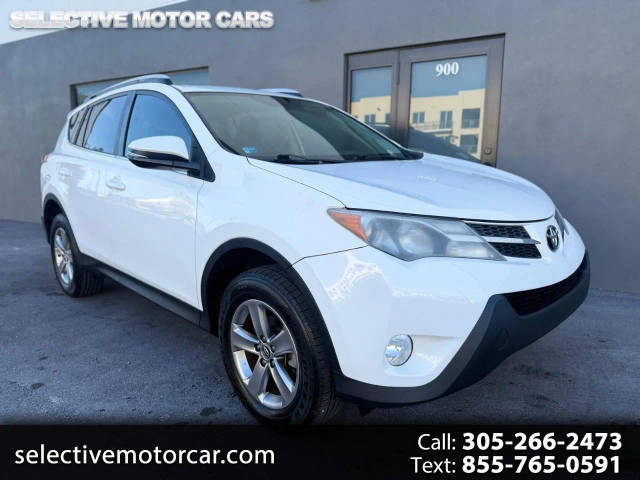 2015 Toyota RAV4 XLE FWD photo