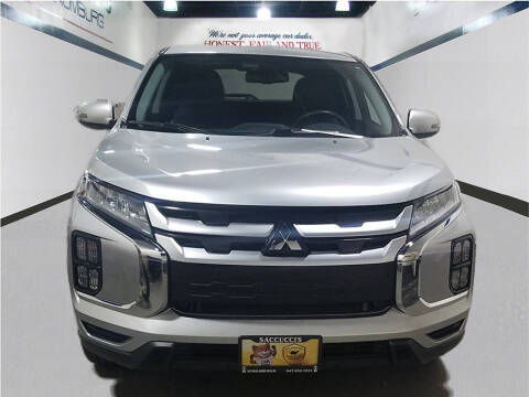 2023 Mitsubishi Outlander Sport photo