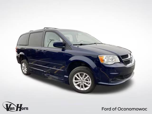 2016 Dodge Grand Caravan SXT FWD photo
