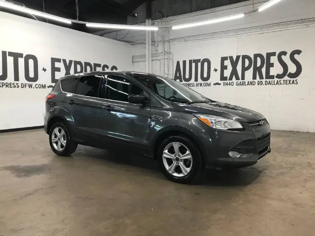 2015 Ford Escape SE FWD photo