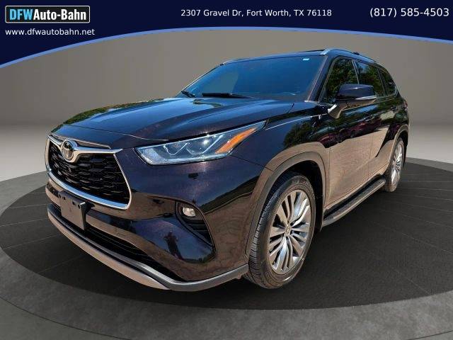 2022 Toyota Highlander Platinum AWD photo