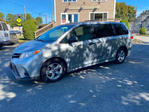 2020 Toyota Sienna L FWD photo