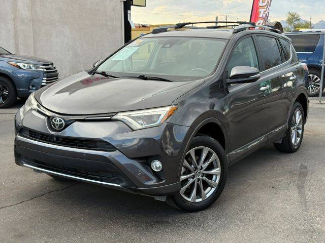 2017 Toyota RAV4 Platinum FWD photo