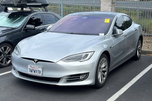 2016 Tesla Model S 90D AWD photo