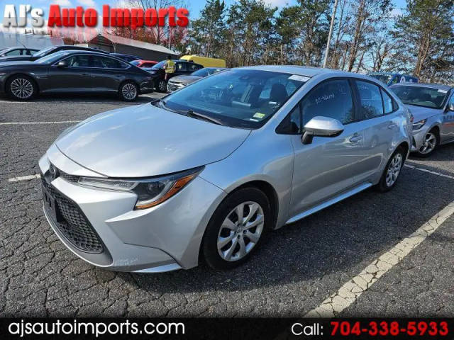 2022 Toyota Corolla LE FWD photo