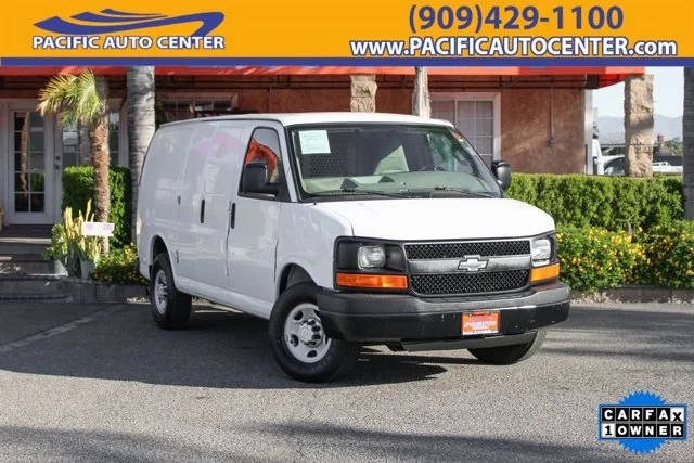 2016 Chevrolet Express Cargo  RWD photo
