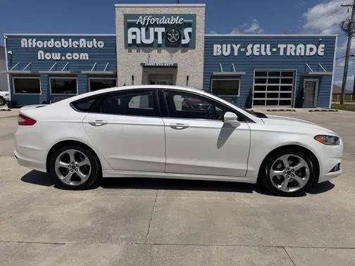 2015 Ford Fusion SE FWD photo