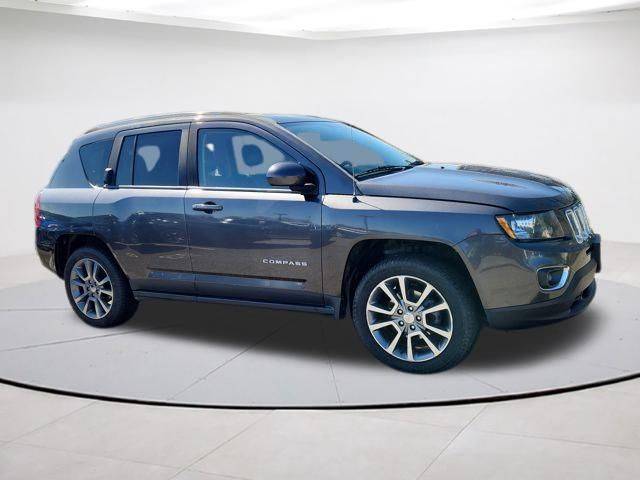 2015 Jeep Compass Limited 4WD photo