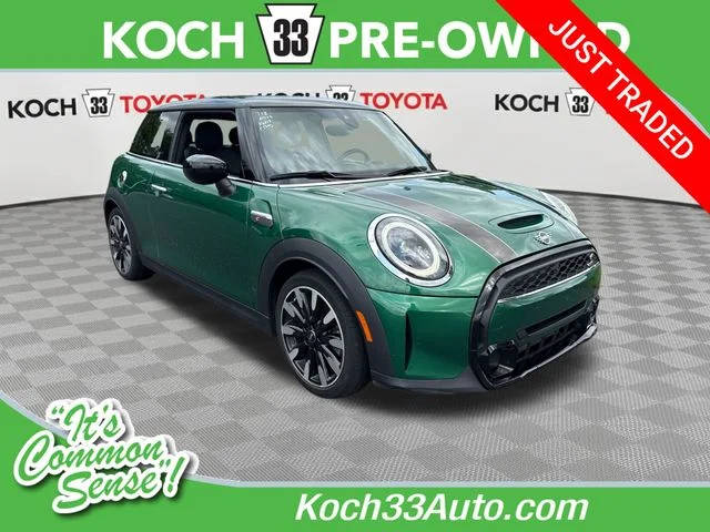 2022 MINI Hardtop 2 Door Cooper S FWD photo