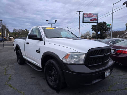 2015 Ram 1500 Tradesman RWD photo