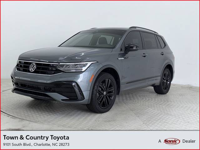 2022 Volkswagen Tiguan SE R-Line Black AWD photo