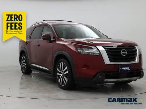 2022 Nissan Pathfinder Platinum 4WD photo