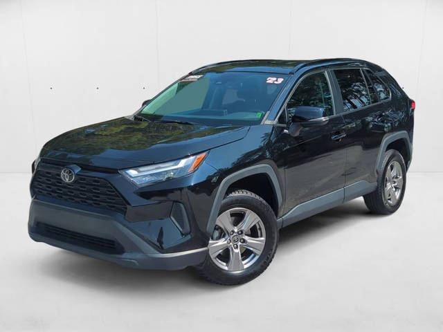 2023 Toyota RAV4 XLE AWD photo