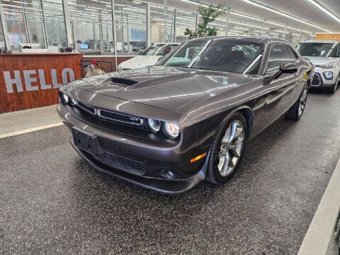 2022 Dodge Challenger GT RWD photo