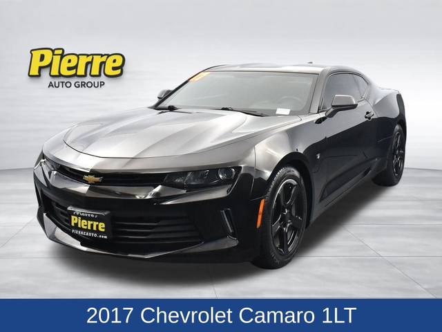 2017 Chevrolet Camaro 1LT RWD photo