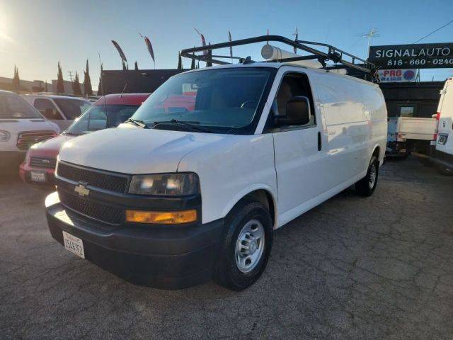 2018 Chevrolet Express Cargo  RWD photo