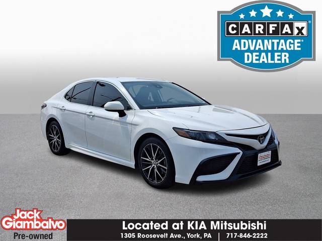 2021 Toyota Camry SE FWD photo