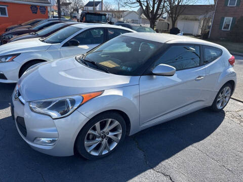 2017 Hyundai Veloster  FWD photo
