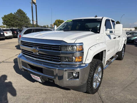 2015 Chevrolet Silverado 2500HD LT RWD photo