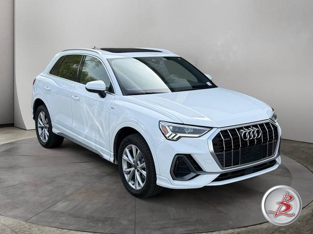 2023 Audi Q3 S line Premium AWD photo