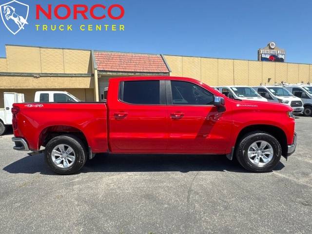 2022 Chevrolet Silverado 1500 LT 4WD photo