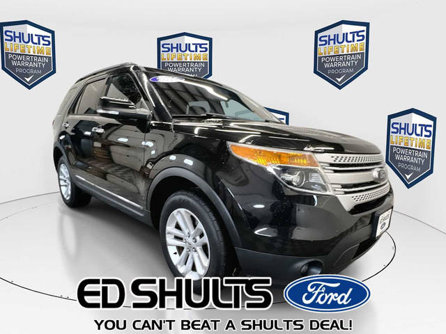 2015 Ford Explorer XLT 4WD photo