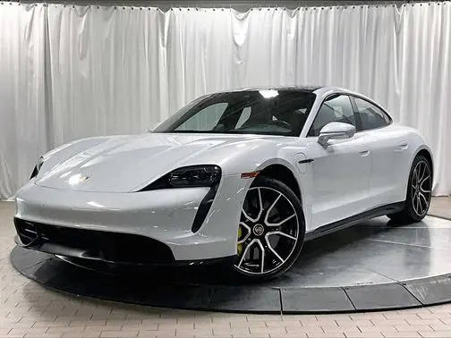 2022 Porsche Taycan Turbo S AWD photo