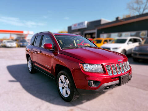 2015 Jeep Compass Latitude 4WD photo