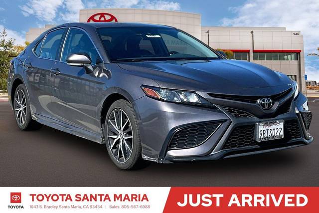 2022 Toyota Camry SE FWD photo