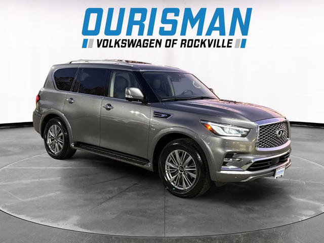 2020 Infiniti QX80 LUXE 4WD photo