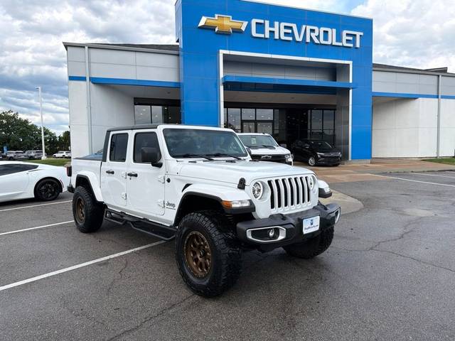 2023 Jeep Gladiator Overland 4WD photo