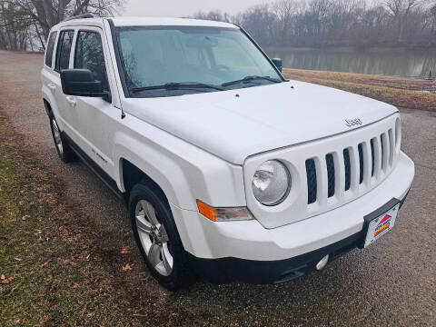 2015 Jeep Patriot Latitude FWD photo