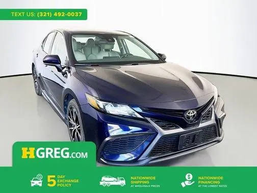 2021 Toyota Camry SE FWD photo