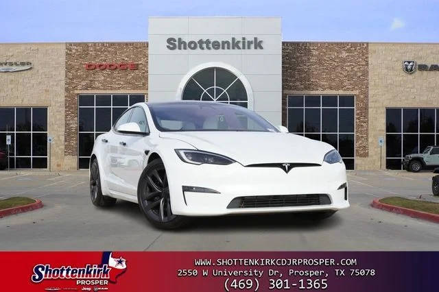 2022 Tesla Model S  AWD photo