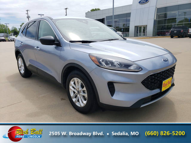 2022 Ford Escape SE FWD photo