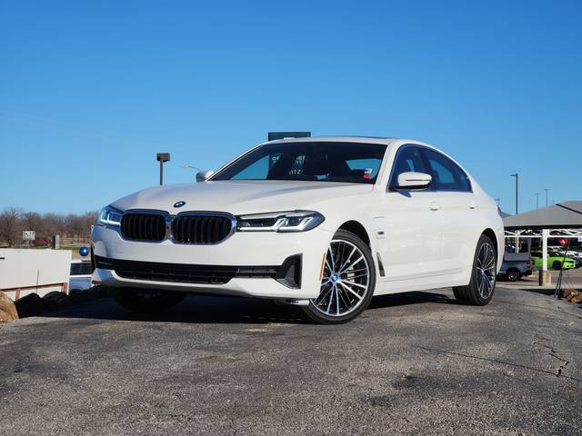 2023 BMW 5 Series 530e xDrive AWD photo