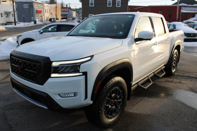 2022 Nissan Frontier PRO-4X 4WD photo