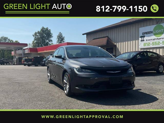 2015 Chrysler 200 S FWD photo