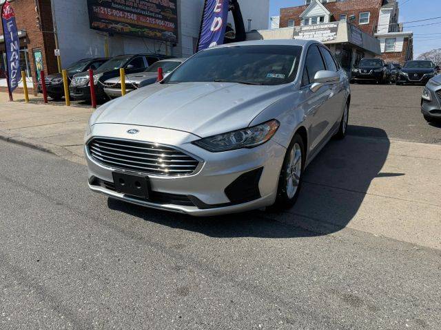 2018 Ford Fusion SE FWD photo