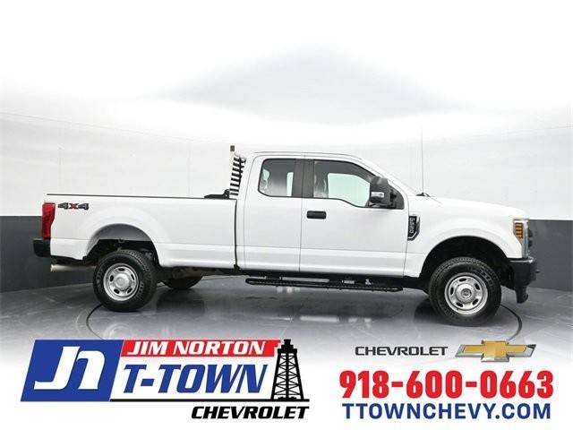 2019 Ford F-250 Super Duty XL 4WD photo