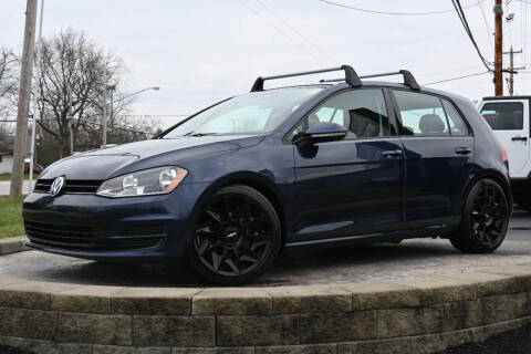 2015 Volkswagen Golf TDI S FWD photo