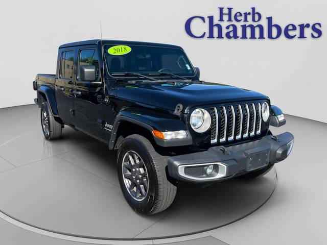 2023 Jeep Gladiator Overland 4WD photo