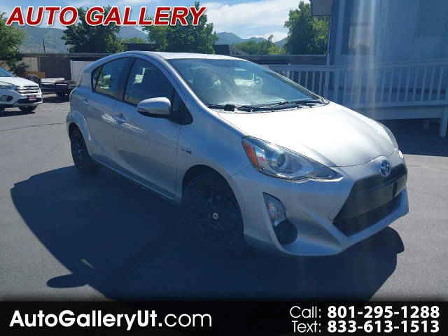 2015 Toyota Prius c Two FWD photo