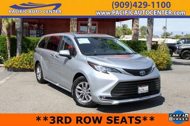 2023 Toyota Sienna XLE AWD photo