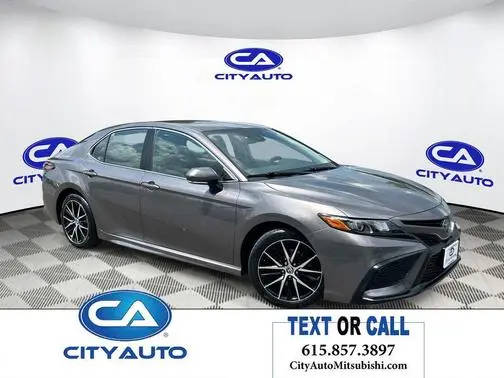 2023 Toyota Camry SE FWD photo
