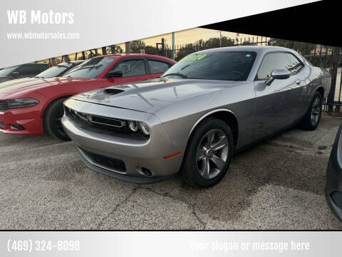 2015 Dodge Challenger SXT RWD photo